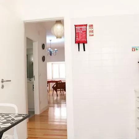 Kalathos Apartment *